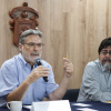 Jordi Plans Coll, profesor e investigador del CUCEA y el profesor investigador del CUCSH doctor Adrián Acosta .