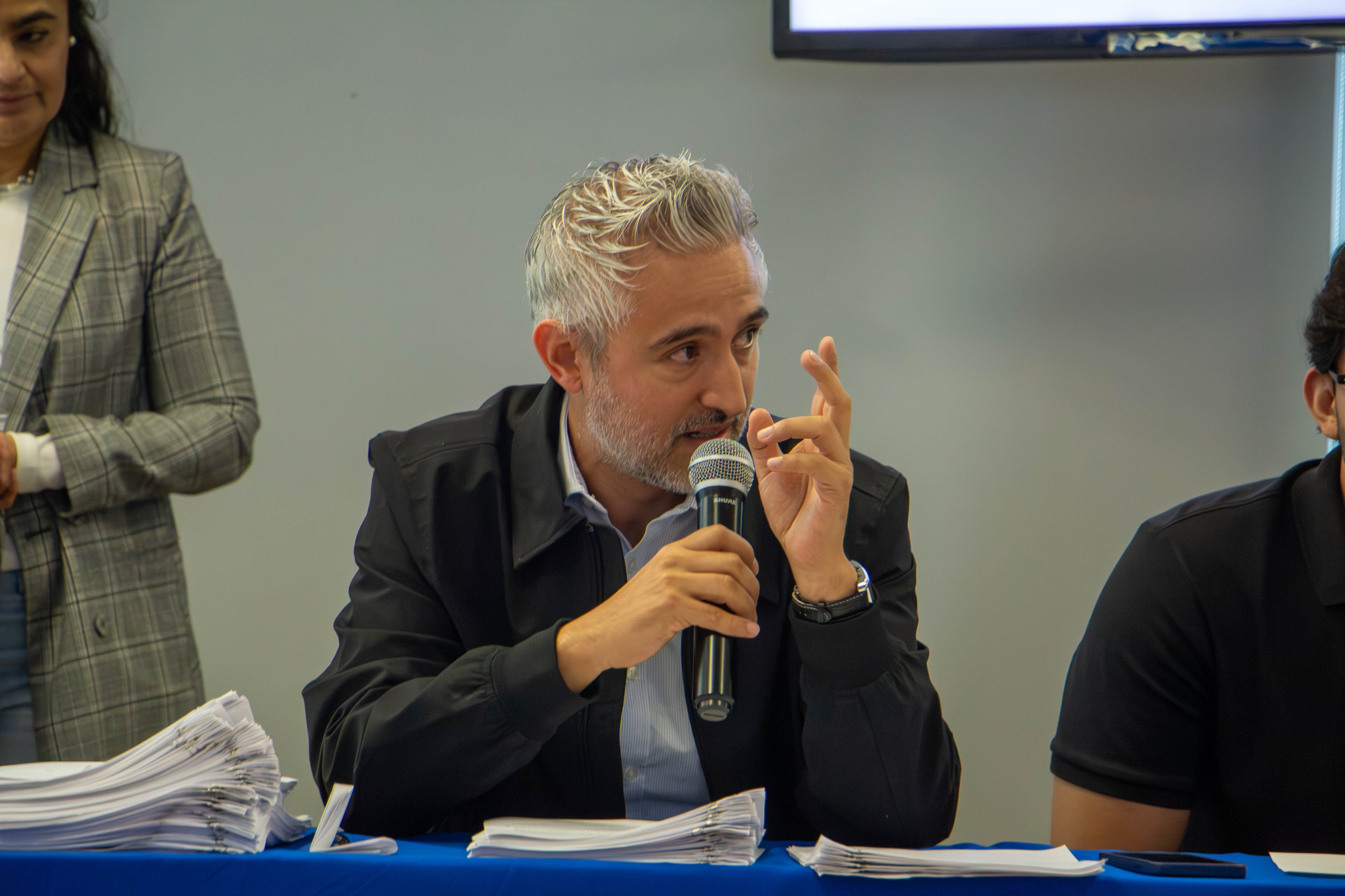 Autoridades del CUCEA reflexionan sobre masculinidades y violencia de género en jornada formativa